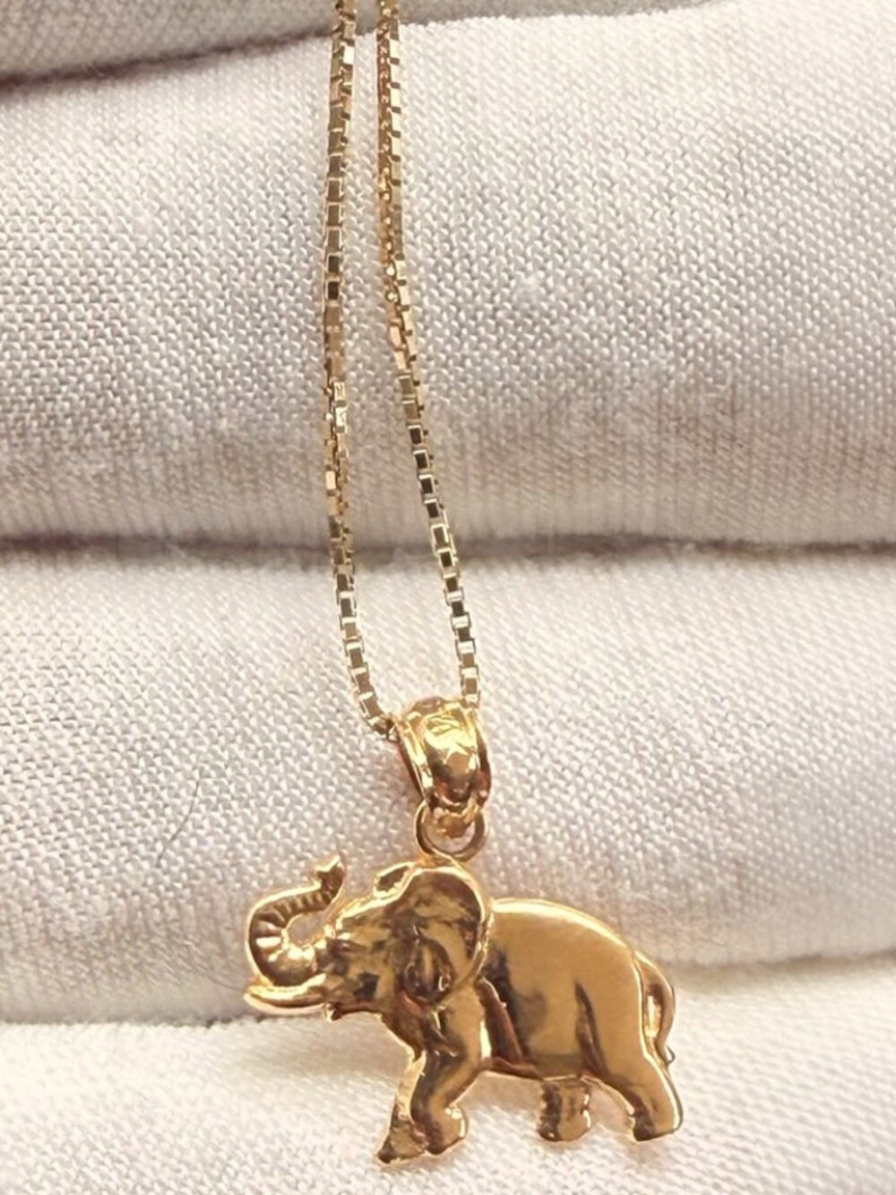 14K Yellow Gold Elephant Pendant With 0.8mm Box Chain - 24 inch